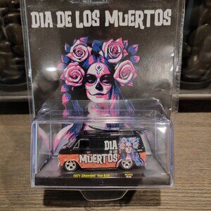 Dia de los Muertos Van